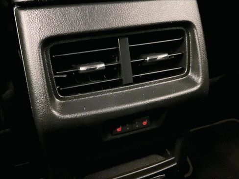 Used 2020 Ford Edge Titanium w/ Equipment Group 301A image 33