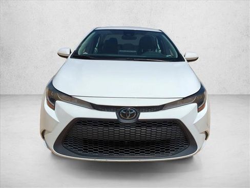Certified 2021 Toyota Corolla LE FWD image 2