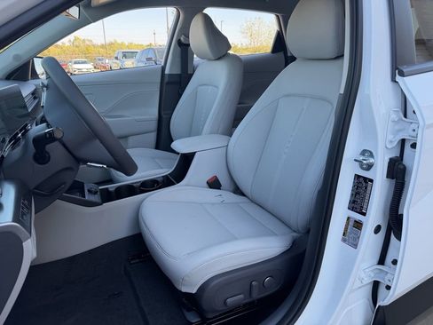 New 2026 Hyundai Kona SEL Premium image 22