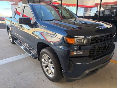Used 2021 Chevrolet Silverado 1500 Custom image 4