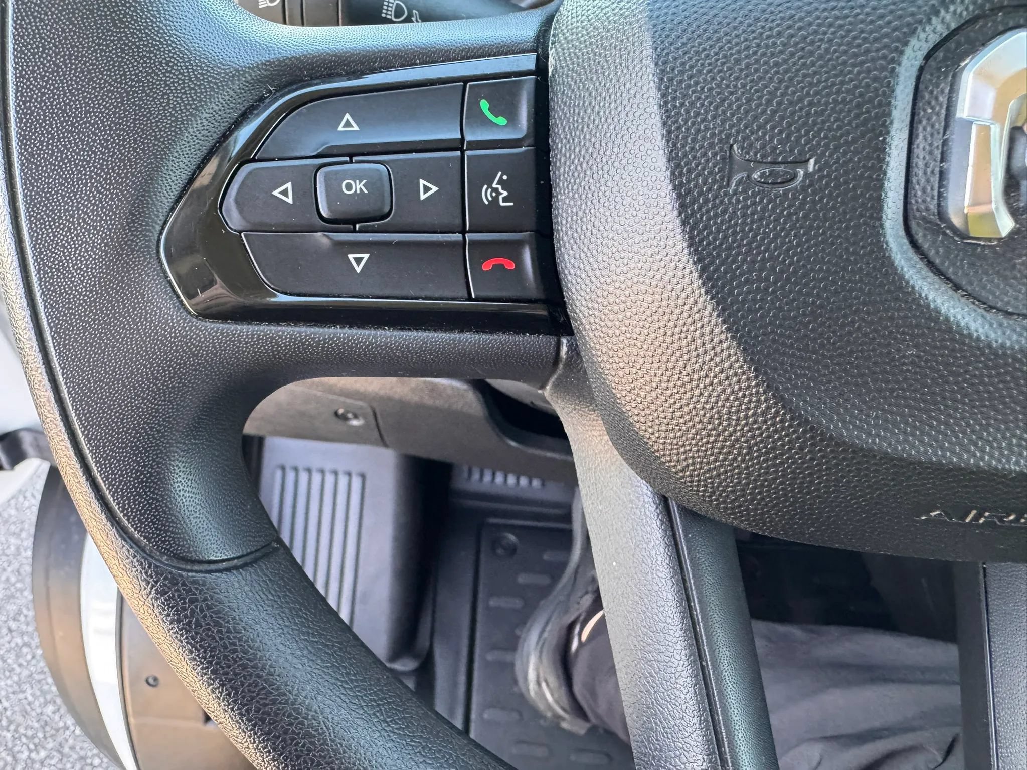Used 2024 RAM ProMaster 2500 w/ Convenience Group FWD image 31