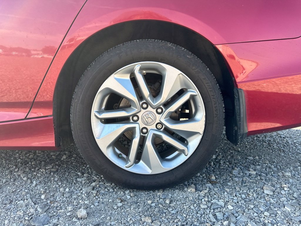 Used 2018 Honda Accord LX image 5