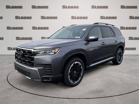 New 2026 Honda Pilot Touring image 1