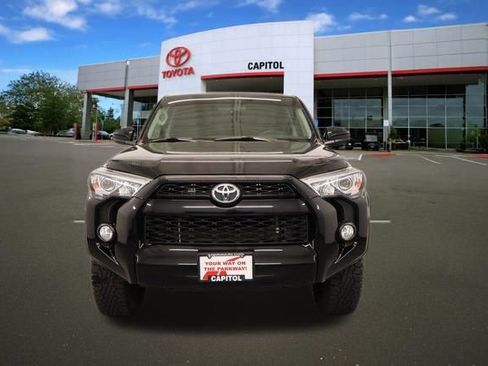 Certified 2018 Toyota 4Runner SR5 image 6