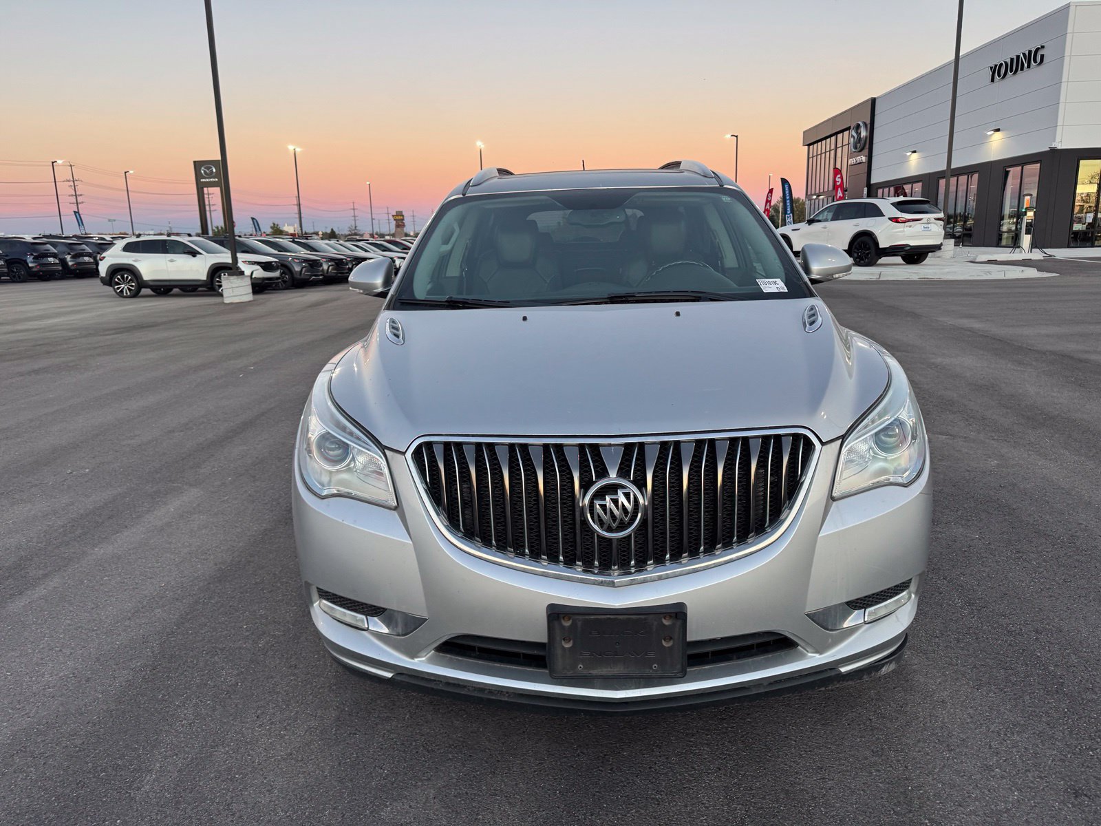 Used 2015 Buick Enclave Leather AWD/4WD image 2