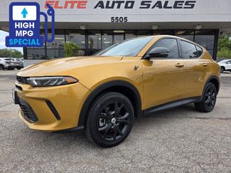 Used 2024 Dodge Hornet GT w/ GT Blacktop Package AWD/4WD video 1