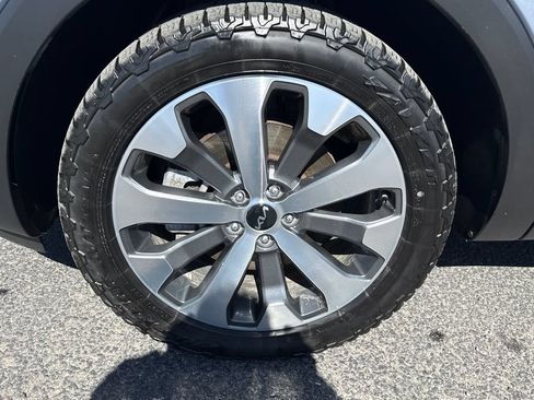 Used 2022 Kia Telluride S AWD/4WD image 27