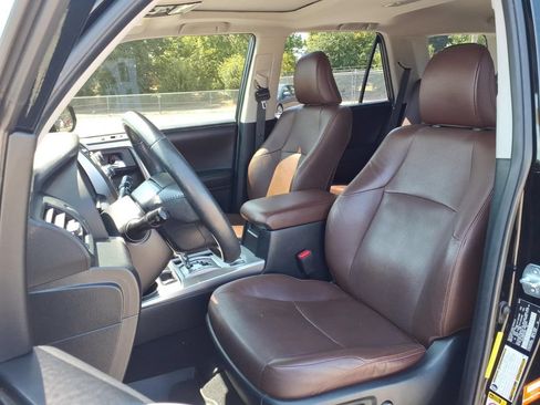 Used 2015 Toyota 4Runner Limited RWD image 2