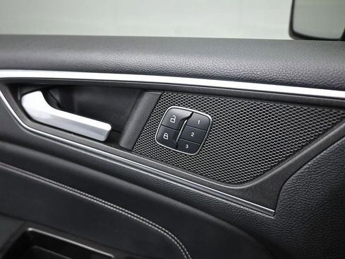 Used 2016 Ford Edge Titanium w/ Equipment Group 301A image 11