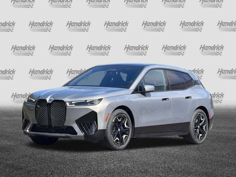 Used 2023 BMW iX M60 w/ Executive Package AWD/4WD image 9