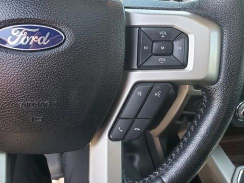 Used 2016 Ford F150 Lariat w/ Equipment Group 502A Luxury AWD/4WD image 27