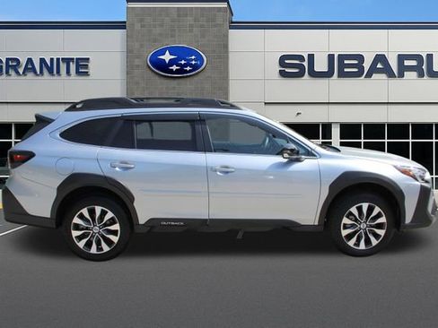 Certified 2025 Subaru Outback Limited AWD/4WD image 12