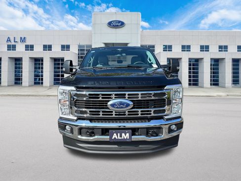 New 2026 Ford F350 XLT image 2