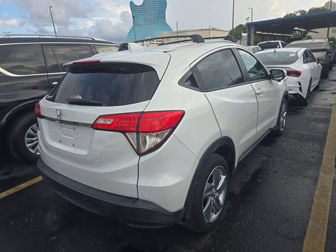 Used 2020 Honda HR-V EX image 3