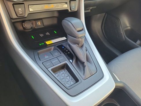Used 2024 Toyota RAV4 XLE w/ Convenience Package image 34
