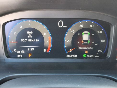 Certified 2025 Acura ADX A-Spec image 10