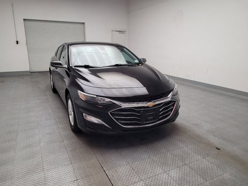 Used 2021 Chevrolet Malibu LS FWD image 14