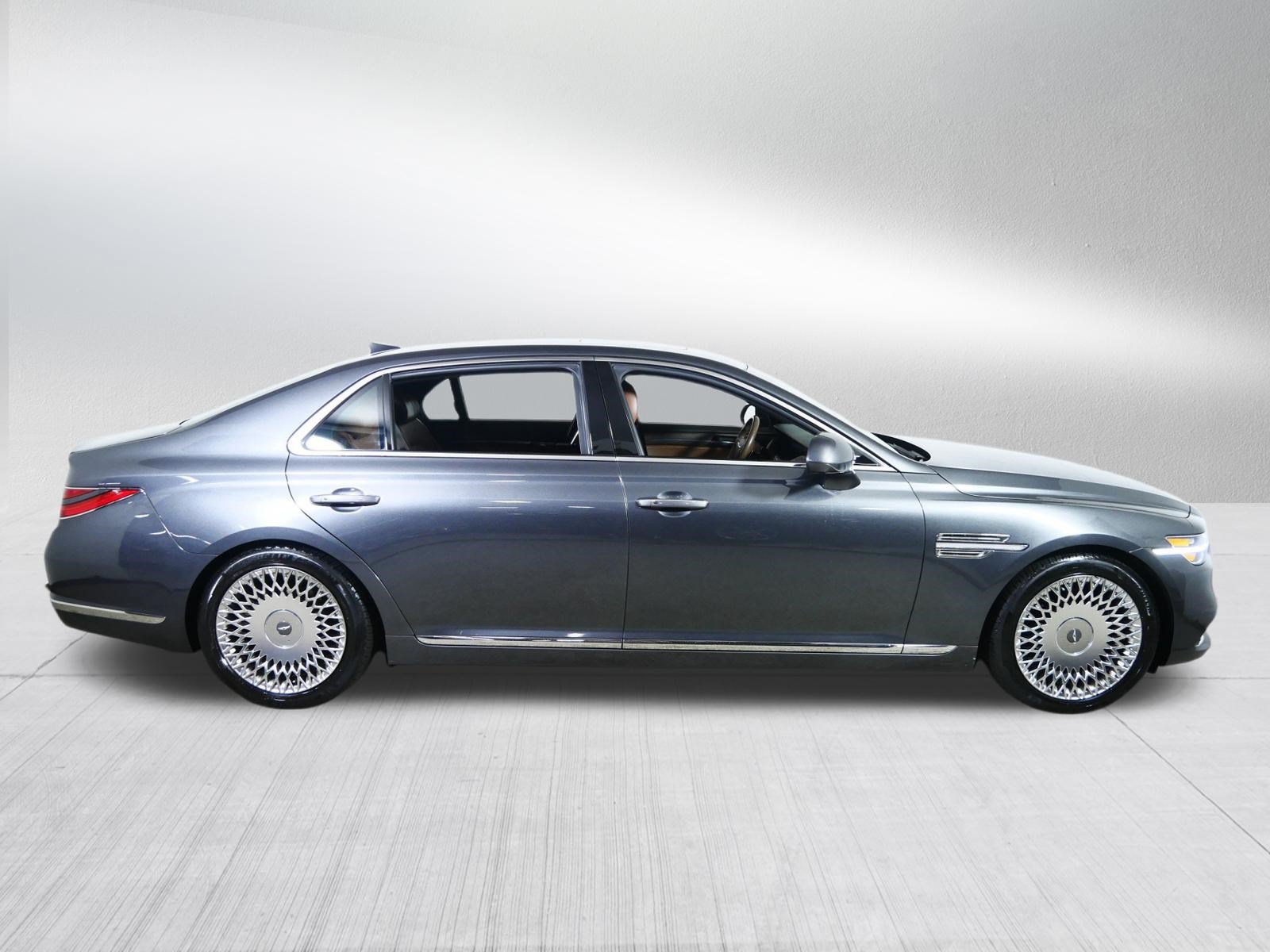 Used 2020 Genesis G90 5.0 Ultimate AWD/4WD image 8
