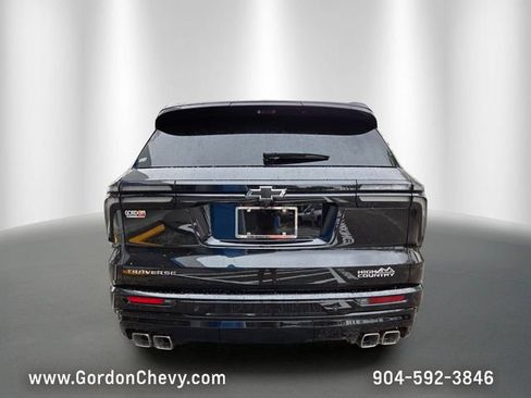 New 2026 Chevrolet Traverse High Country FWD image 5