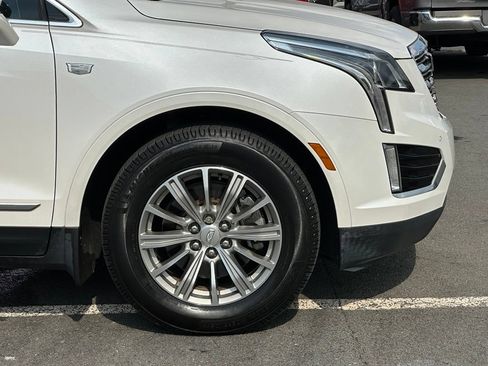 Used 2017 Cadillac XT5 Luxury w/ Driver Awareness Package FWD image 41
