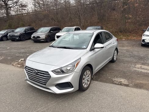 Used 2019 Hyundai Accent SE image 5
