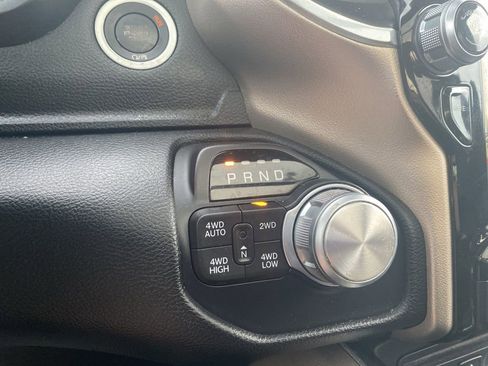 Used 2019 RAM 1500 Laramie AWD/4WD image 26