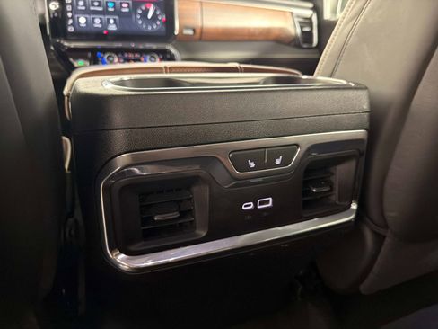 Used 2024 GMC Sierra 1500 Denali Ultimate AWD/4WD image 35
