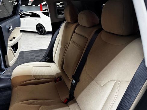 Used 2018 Jeep Compass Sport image 44