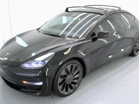 Used 2021 Tesla Model 3 Performance image 5