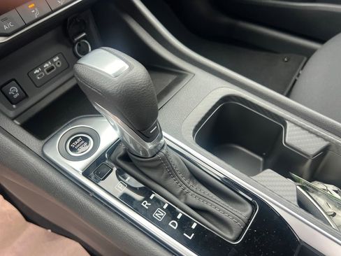 New 2025 Nissan Sentra SV image 23