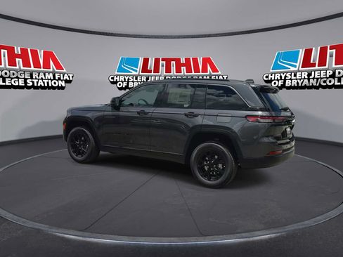 New 2026 Jeep Grand Cherokee Altitude RWD image 6