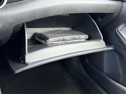 Used 2022 Nissan Sentra SV image 22