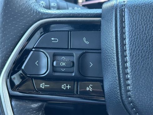 Used 2023 Toyota Tundra Limited image 42