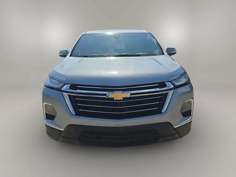 Used 2023 Chevrolet Traverse LT FWD image 4