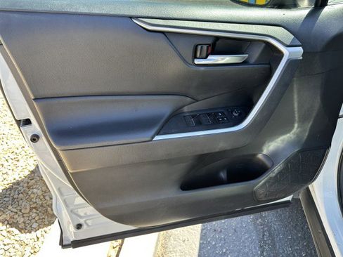 Used 2023 Toyota RAV4 XLE image 10