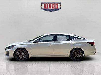 Used 2025 Nissan Altima 2.5 SR