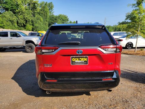 Used 2021 Toyota RAV4 XSE AWD/4WD image 8
