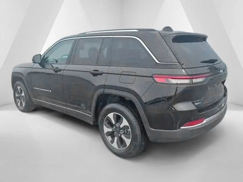 Used 2024 Jeep Grand Cherokee Limited 4xe AWD/4WD image 5