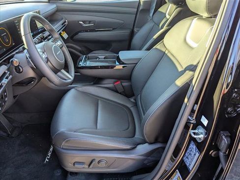 New 2025 Hyundai Tucson Limited image 4