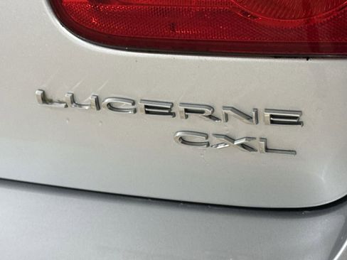 Used 2010 Buick Lucerne CXL FWD image 24