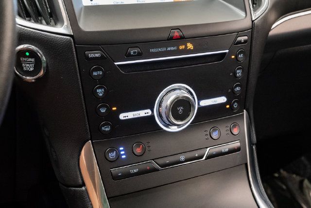 Used 2019 Ford Edge Titanium w/ Equipment Group 301A AWD/4WD image 23