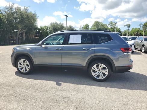Certified 2023 Volkswagen Atlas SE FWD image 8