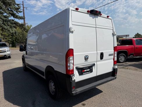 Used 2023 RAM ProMaster 2500 FWD image 7