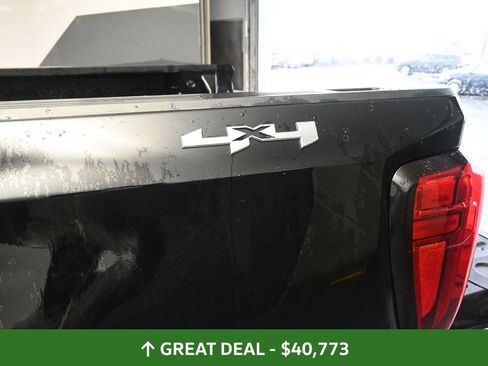 Used 2025 GMC Sierra 1500 SLT image 21