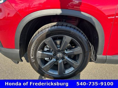 Certified 2025 Honda Pilot Sport image 35