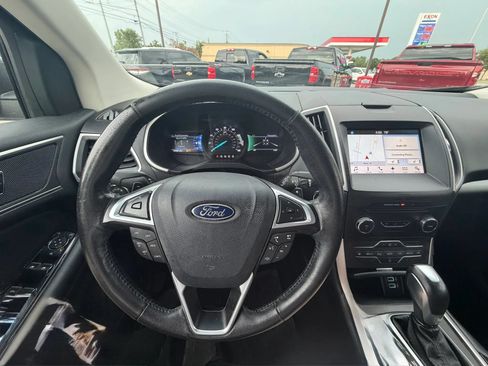 Used 2017 Ford Edge SEL w/ Equipment Group 201A AWD/4WD image 17