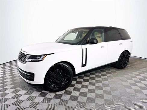 New 2026 Land Rover Range Rover SE image 1