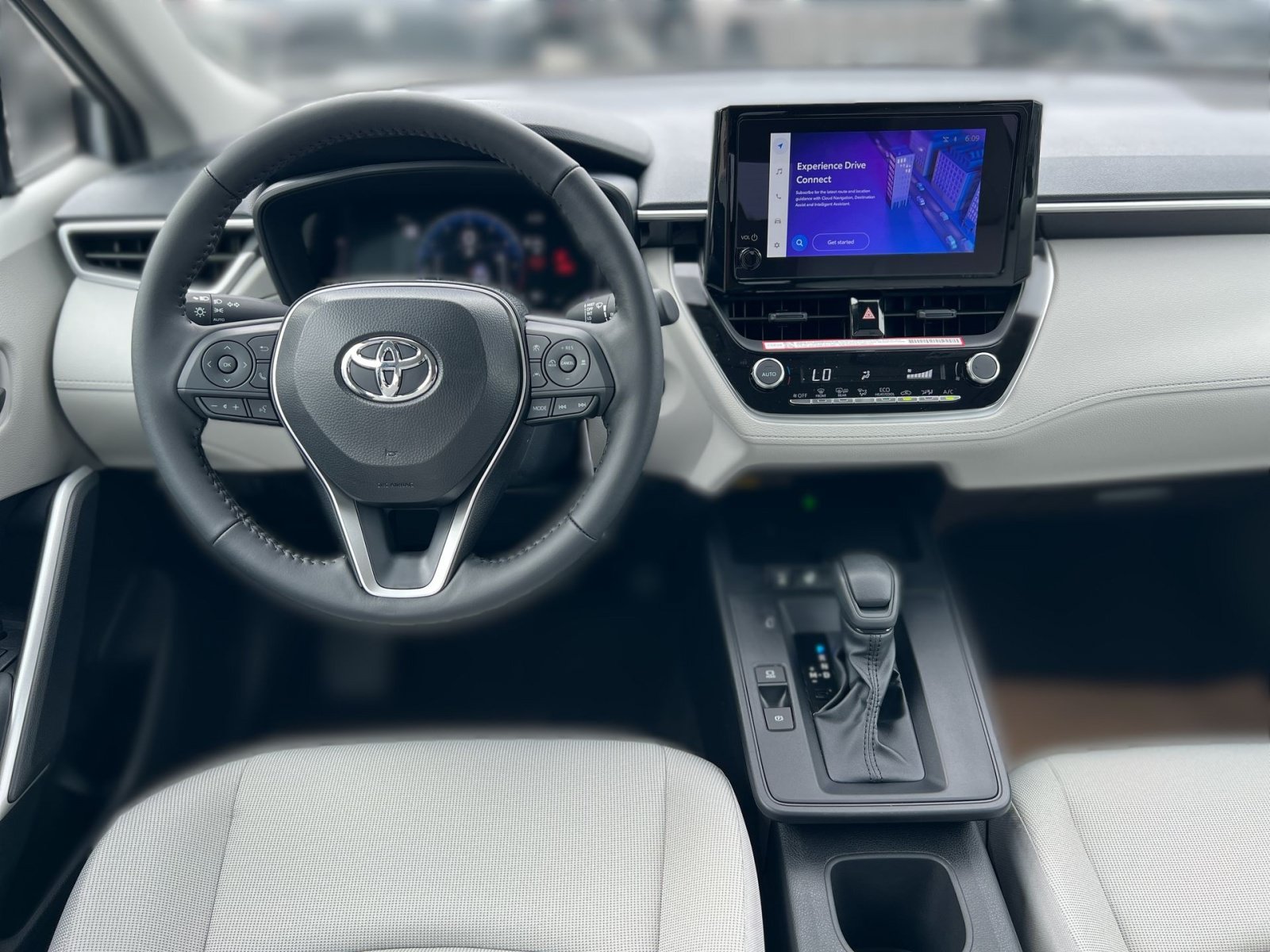 New 2026 Toyota Corolla Cross LE w/ Moonroof Package AWD/4WD image 18