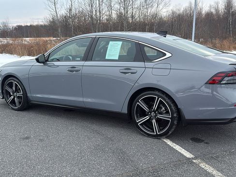 Used 2023 Honda Accord Sport image 10