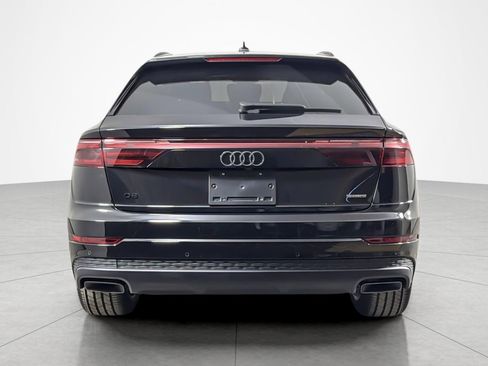 Used 2025 Audi Q8 Premium w/ Black Optic Package AWD/4WD image 4